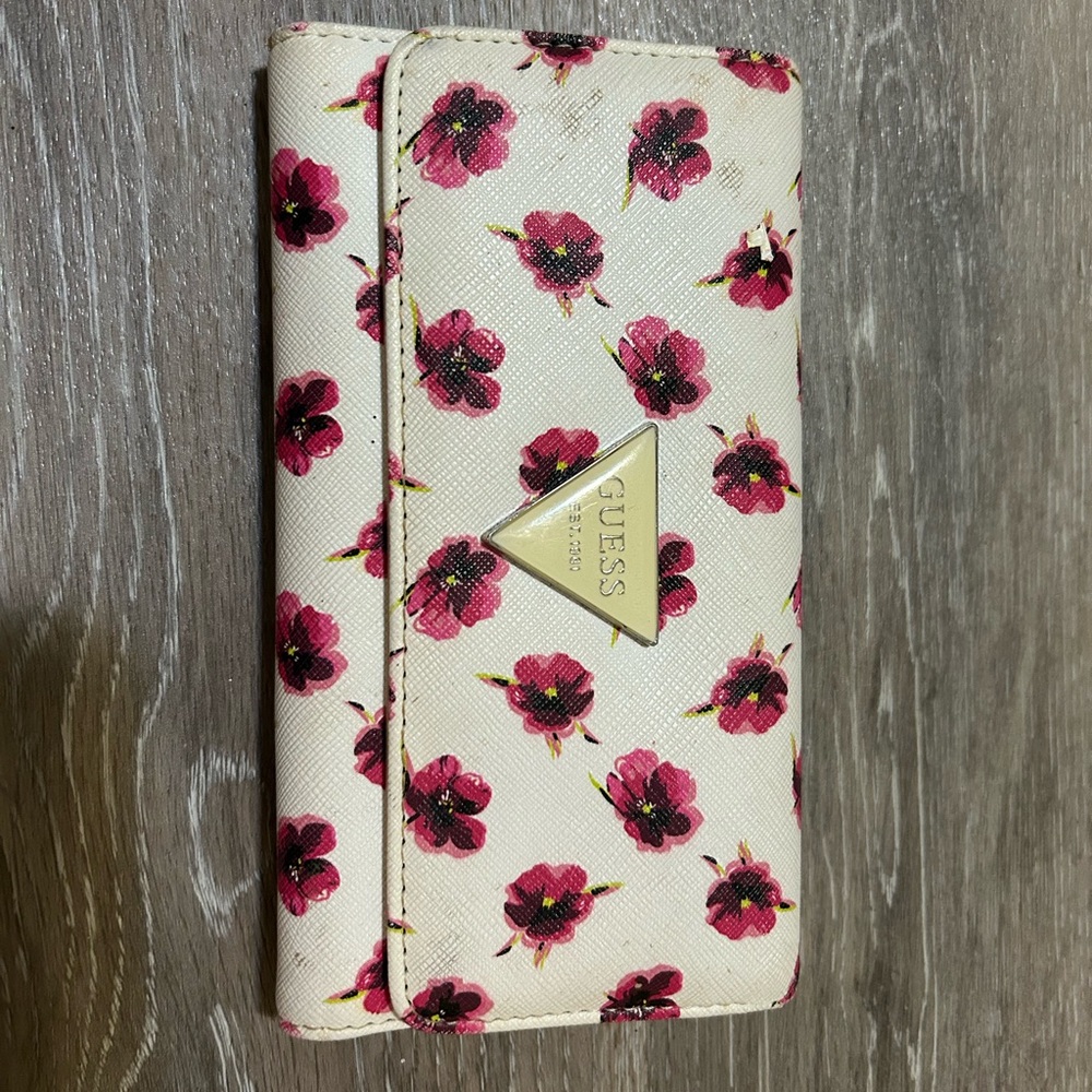 Guess Pink Floral Pattern Wallet